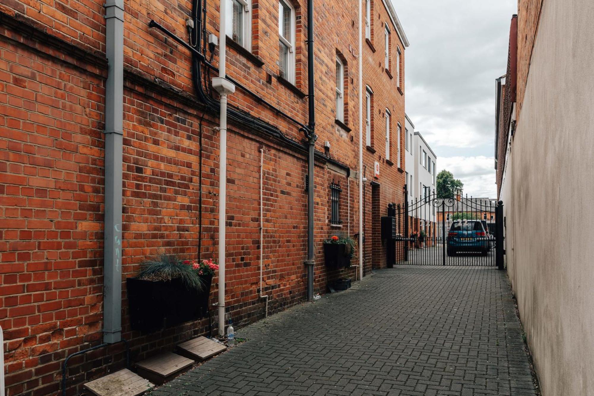 Henley Town Centre With Parkingアパートメント エクステリア 写真